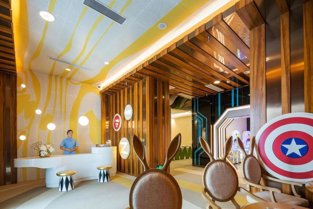 Dali Hotel Экстерьер фото
