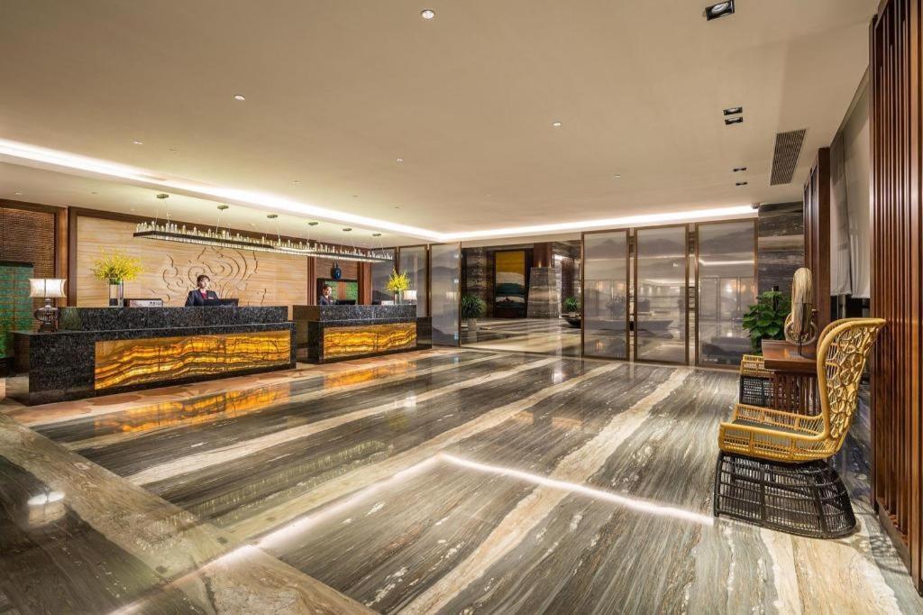 Dali Hotel Экстерьер фото